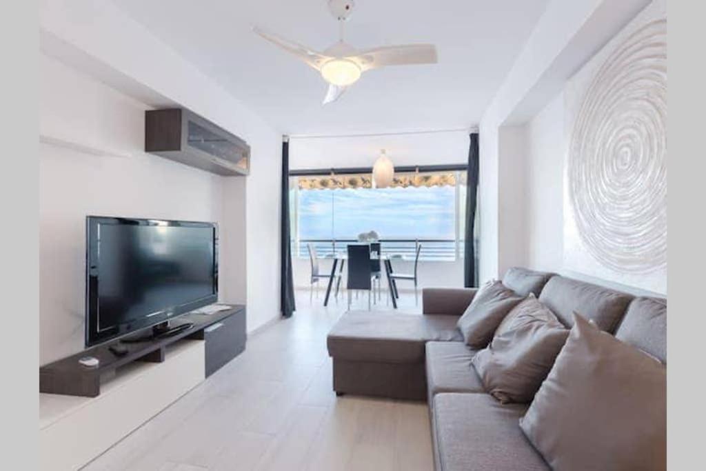 Apartamento PLAYA ALBUFERETA. Espectaculares vistas al mar. Alicante Exterior foto