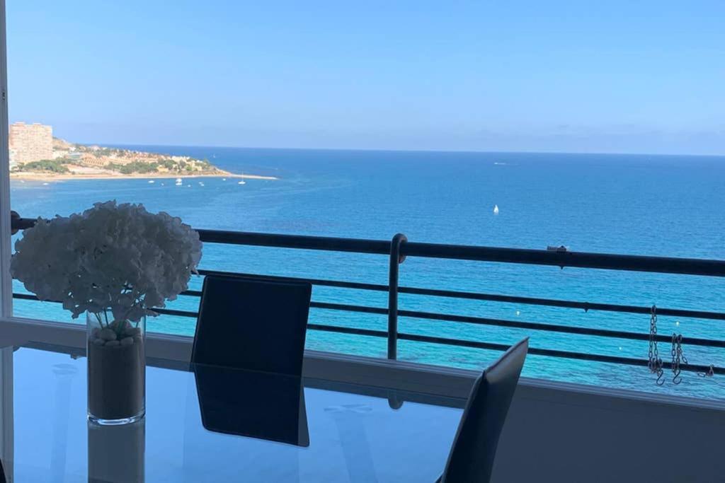 Apartamento PLAYA ALBUFERETA. Espectaculares vistas al mar. Alicante Exterior foto